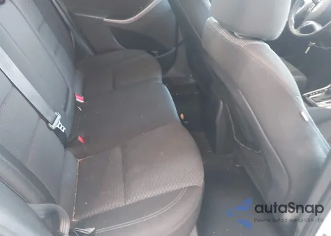 2013 Hyundai Elantra Gt z USA, uszkodzony, nr VIN KMHD35LE2DU028888